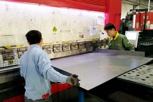 定做非標(biāo)鈑金機箱加工廠家，告訴您鈑金加工8大工藝【恒宇泰金屬】