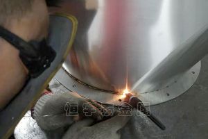 鈑金加工怎么算價(jià)格？一分鐘告訴你不被忽悠【恒宇泰金屬】