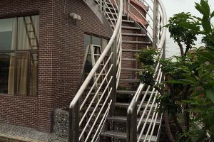 廣州獅嶺鈑金加工廠，【恒宇泰金屬】關(guān)注網(wǎng)絡(luò)輕鋼別墅騙局