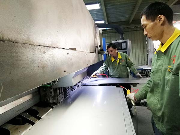 定做非標(biāo)鈑金機(jī)箱加工廠家